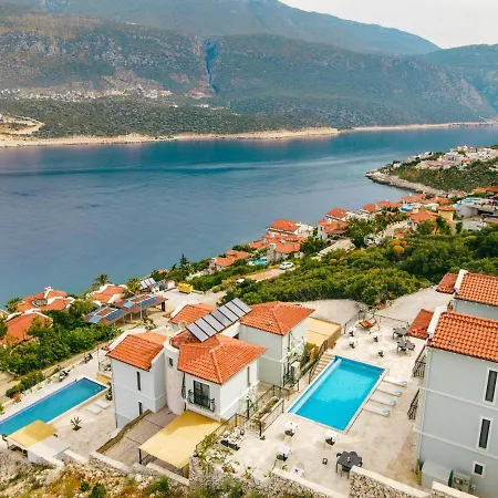 Guemues Yazar Otel Kaş