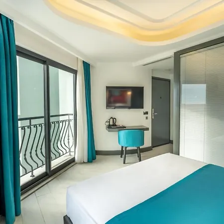 Otel Guemues Yazar Kaş