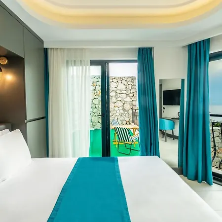 Otel Guemues Yazar Kaş