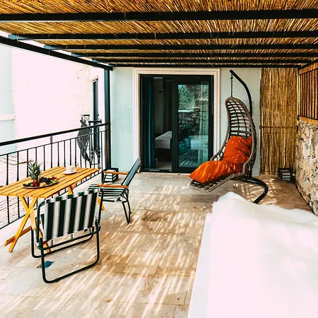 Guemues Yazar Otel